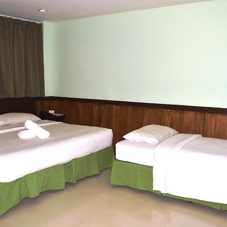 Alu Hotel Davao Экстерьер фото