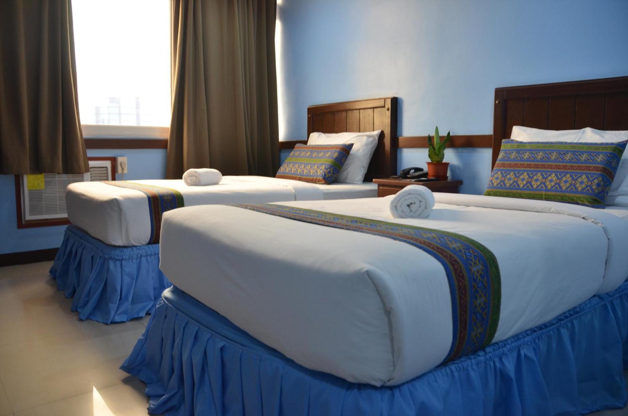 Alu Hotel Davao Экстерьер фото