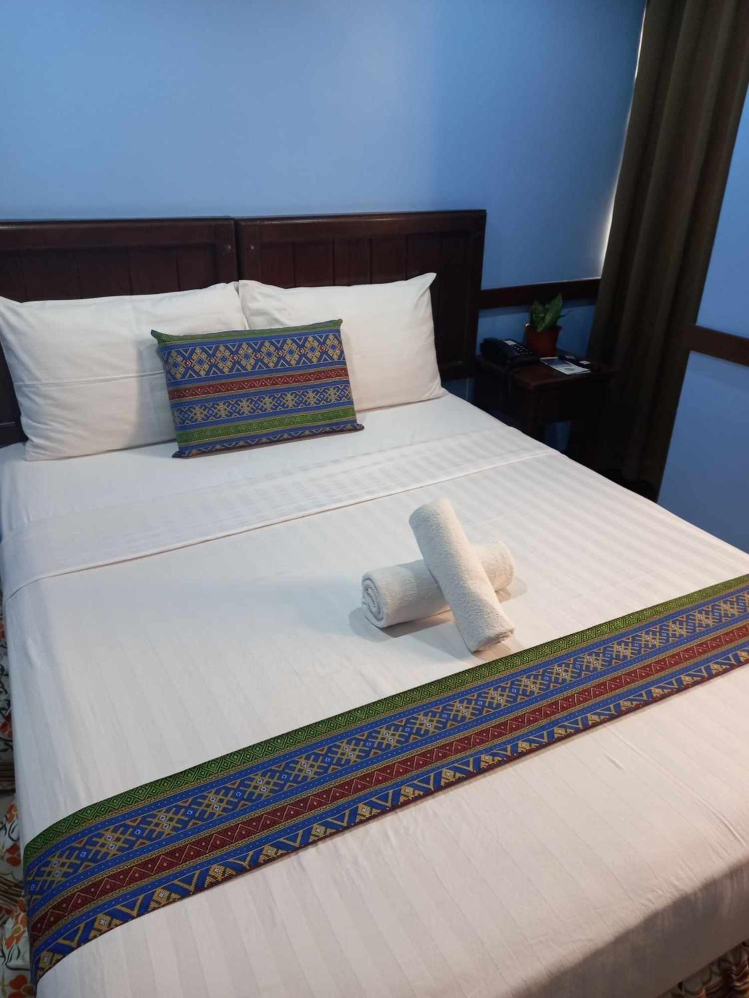 Alu Hotel Davao Экстерьер фото